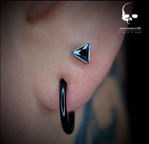 LABRET TRINGLE GEM - TITANIUM ASTM F136 - GRADO IMPLANTE