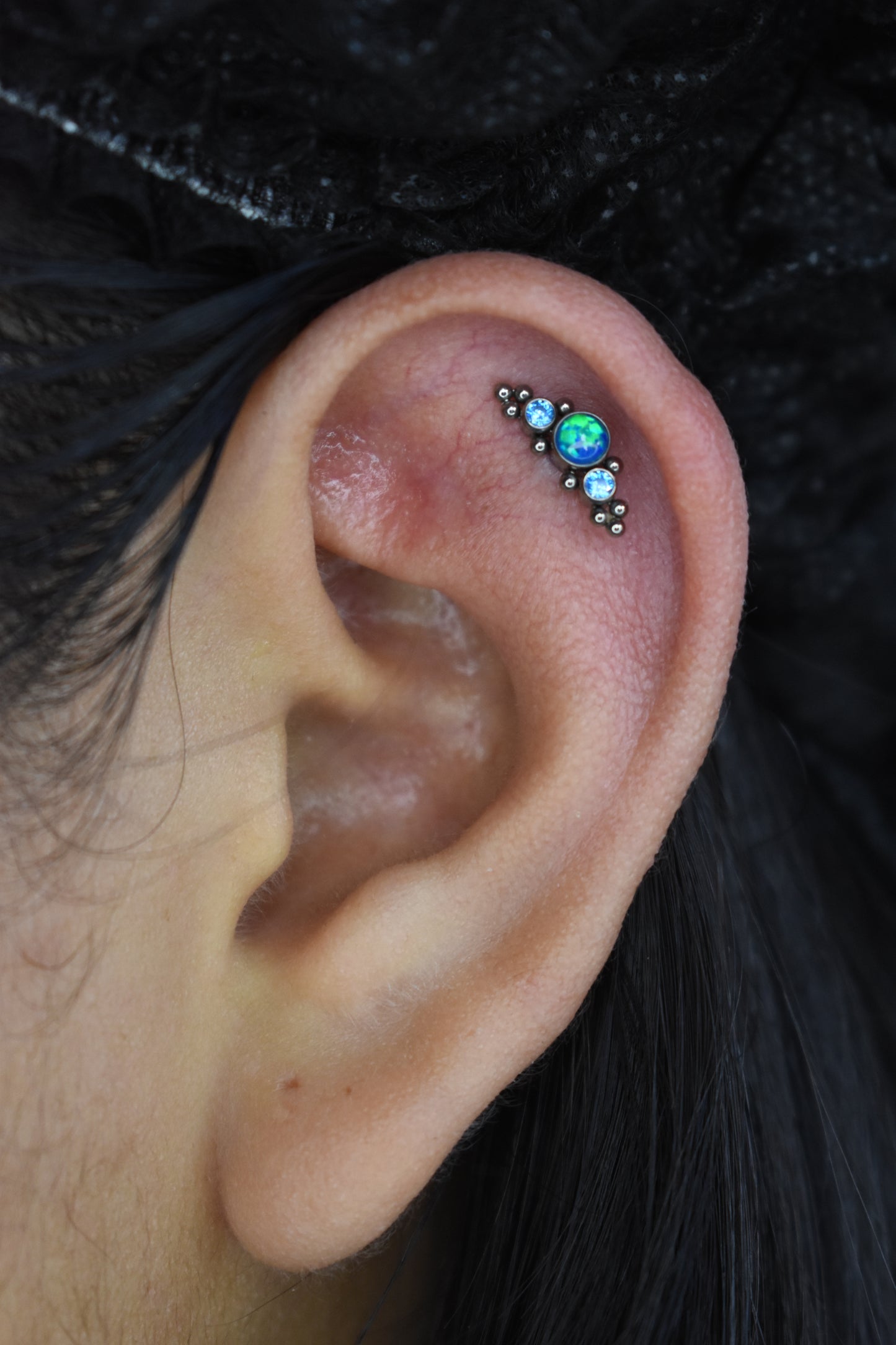 LABRET CLUSTER BLUE GEM - TITANIUM ASTM F136 - GRADO IMPLANTE