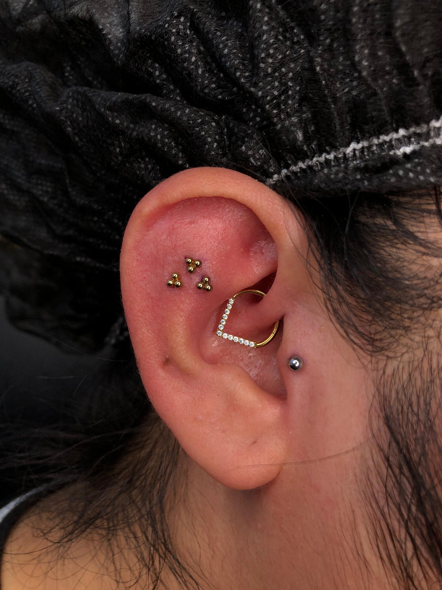 LABRET - TRIPLE BALLS - ASTM F136 TITANIUM