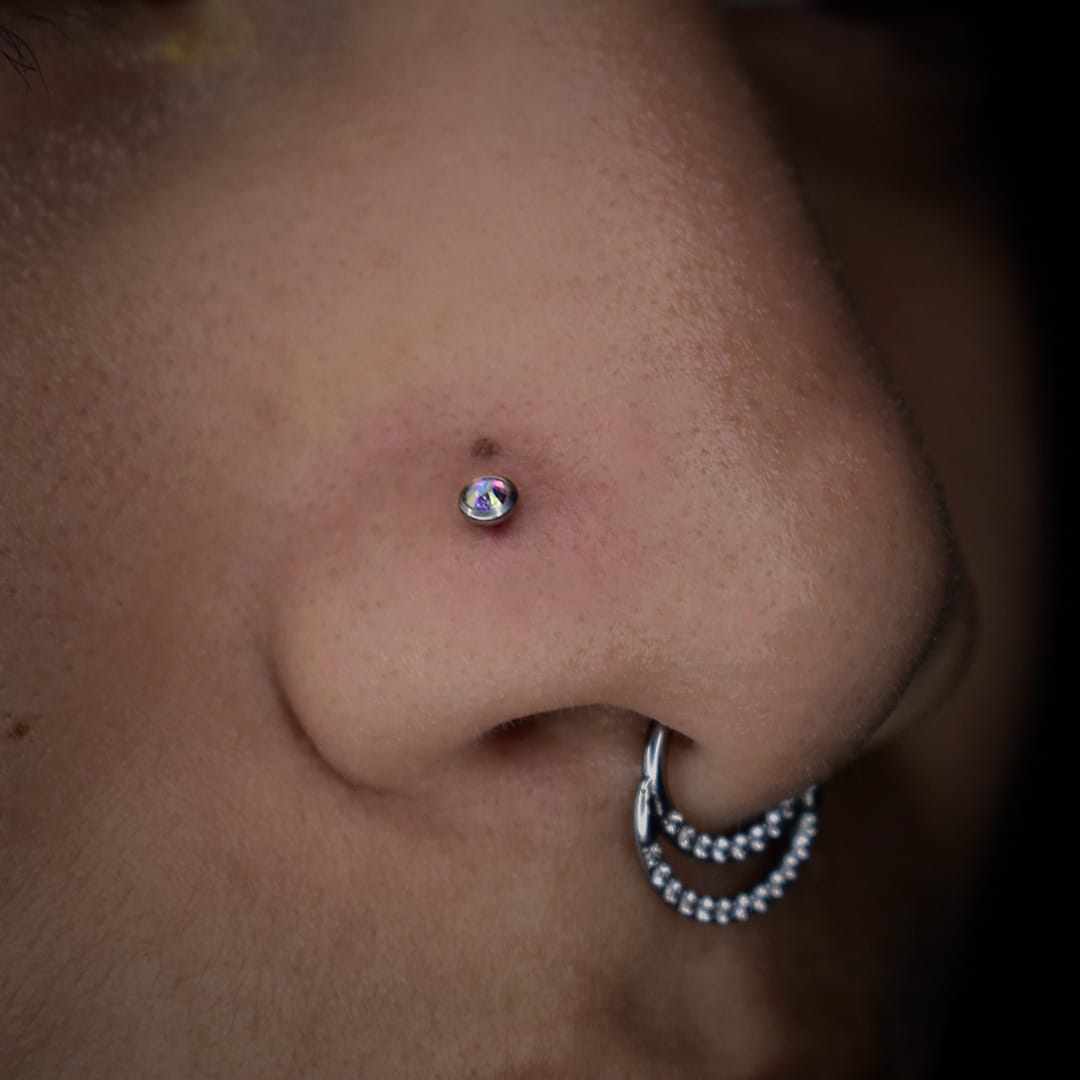LABRET - SMALL GEM – ASTM F136 TITANIUM