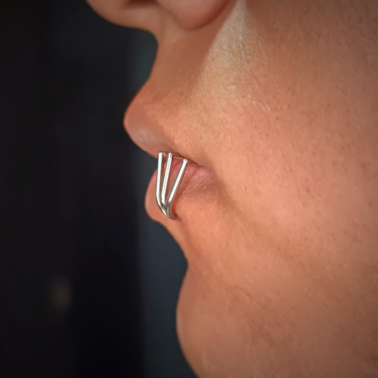 ARGOLLA -TRIPLE TEARDROP – ASTM F136 TITANIUM