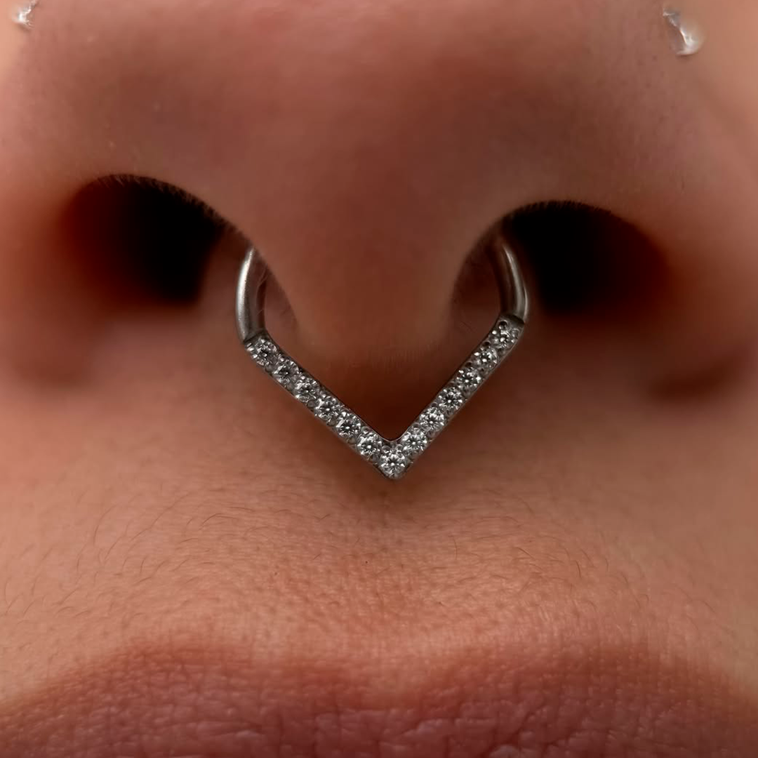 ARGOLLA – TEARDROP ZIRCONIA DESIGN – ASTM F136 TITANIUM