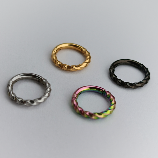 ARGOLLA - CLICKER RING – BRAIDED DESIGN - ACERO QUIRÚRGICO 316L