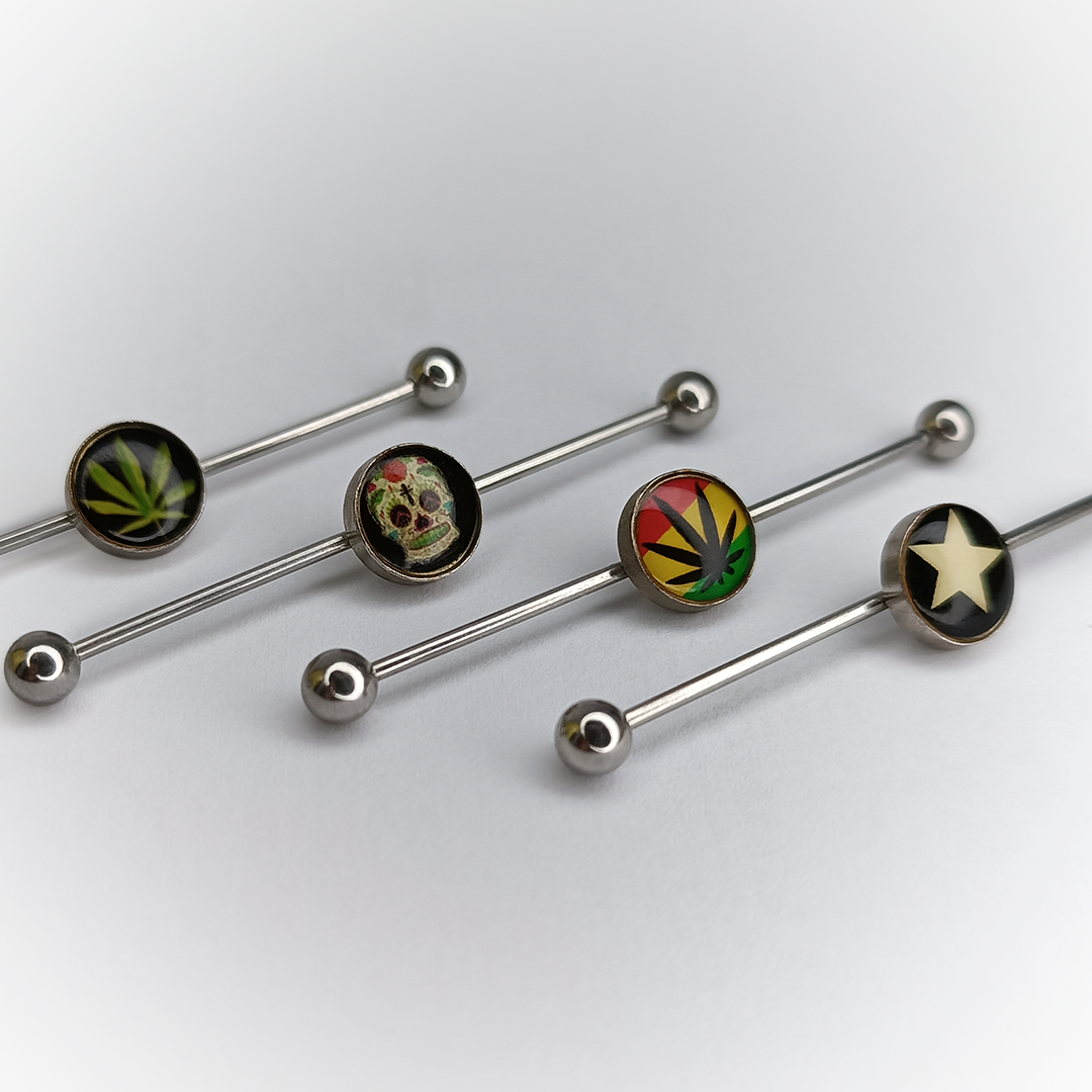 INDUSTRIAL PIERCING - DISEÑOS DE COLORES - ACERO QUIRÚRGICO 316L